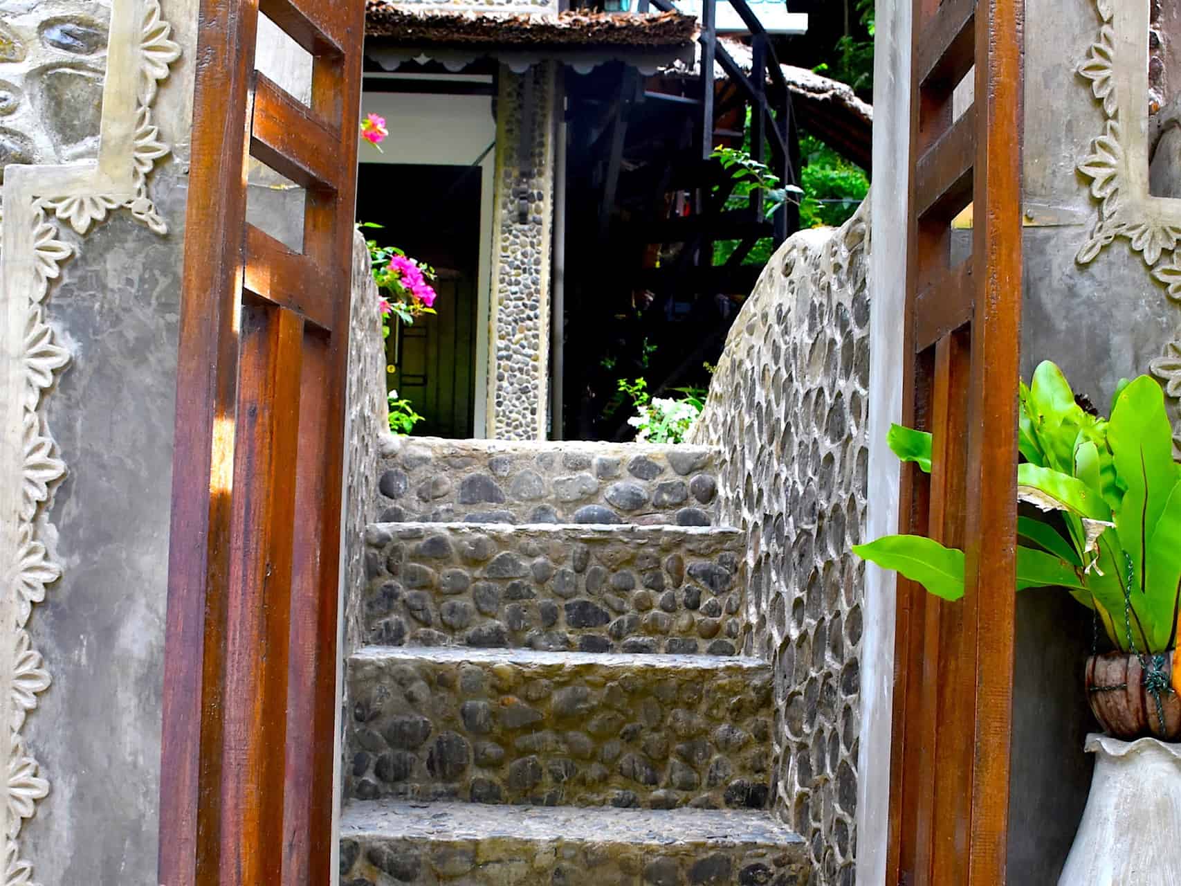 STAIRS TO THE GARDEN AT ECOTRAVEL COTTAGES BUKIT LAWANG - SUMATRA ECOTRAVEL